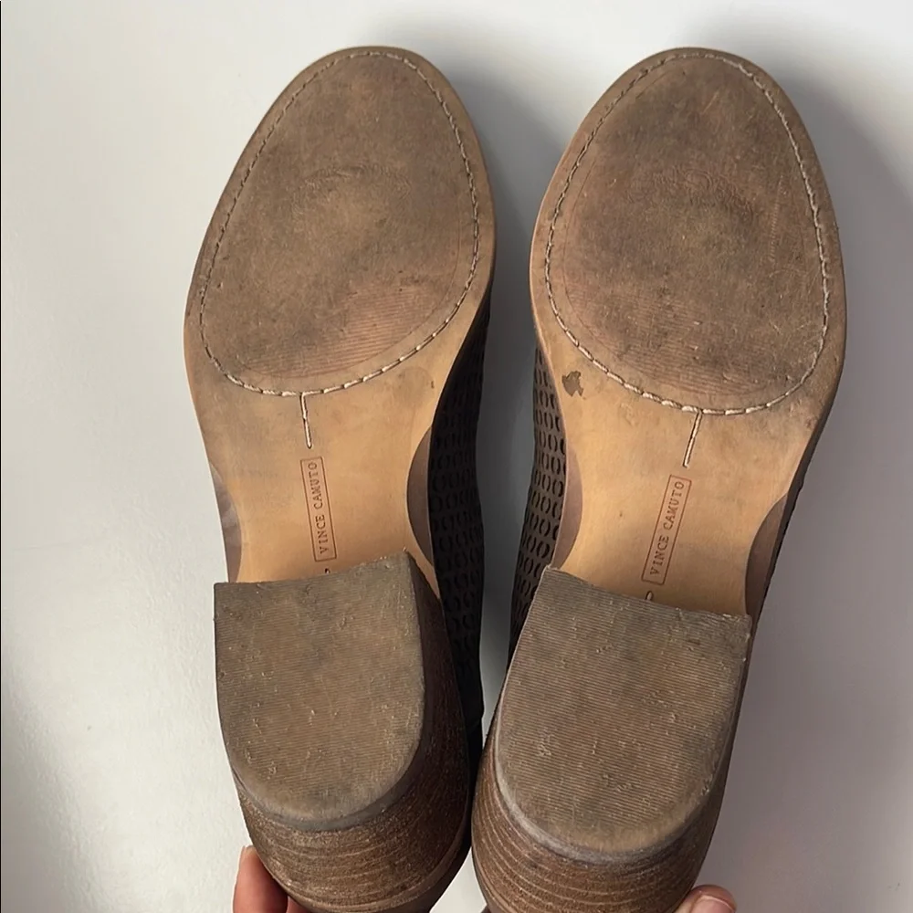 Vince Camuto Women’s Brown Shoes - Picture 3 of 5